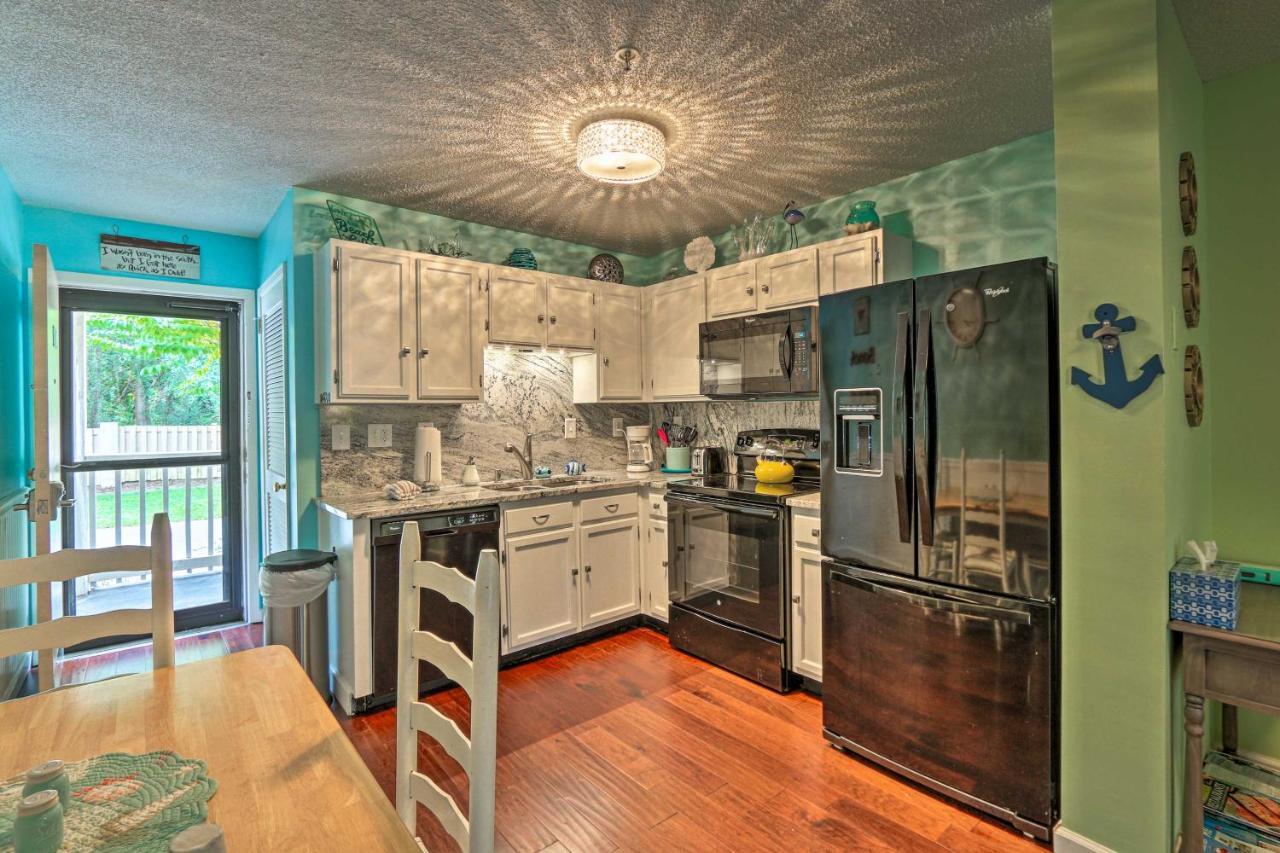 Colorful Hilton Head Condo With Beach And Pool Access! Hilton Head Island Eksteriør billede