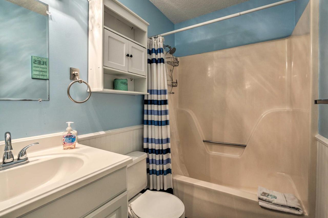 Colorful Hilton Head Condo With Beach And Pool Access! Hilton Head Island Eksteriør billede